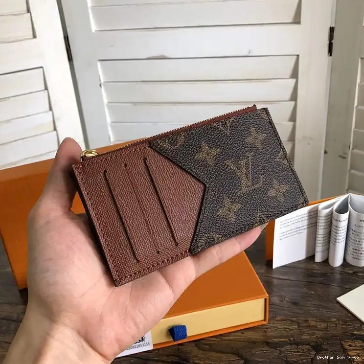 Brother Sam Yupoo Bags 19T1L0682 LV 0503